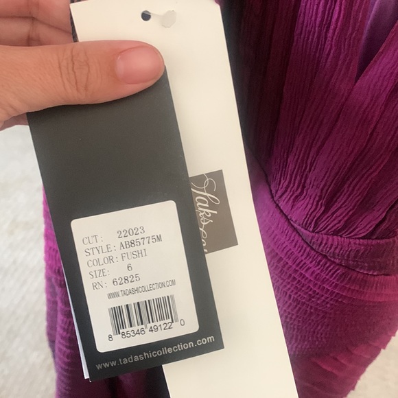 Sak’s 5th avenue halter fushsia cocktail dress - Picture 8 of 9